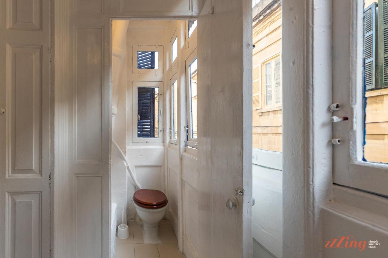 A Studio Apartment In Malta'S Capital Valletta Bagian luar foto